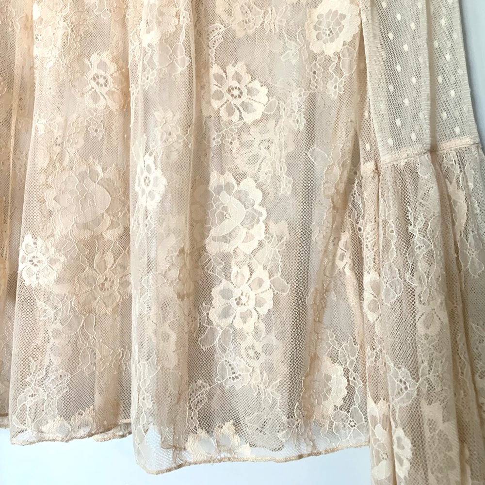 F21 cream lace blouse - Picture 5 of 7